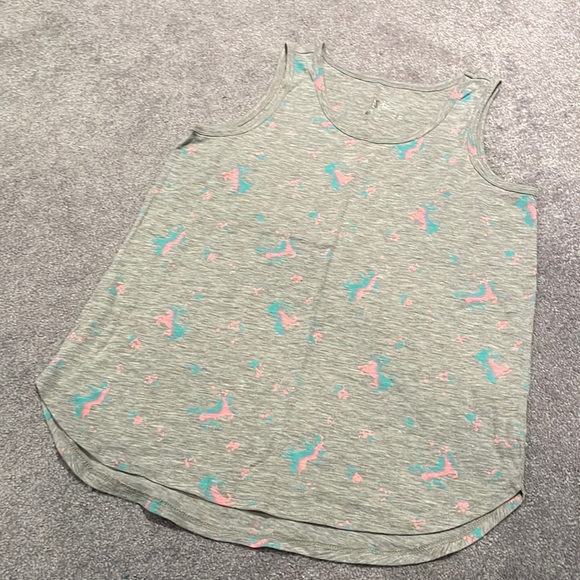 Justice brand tank top with unicorns.  60% cotton and 40% polyester. - Picture 1 of 3